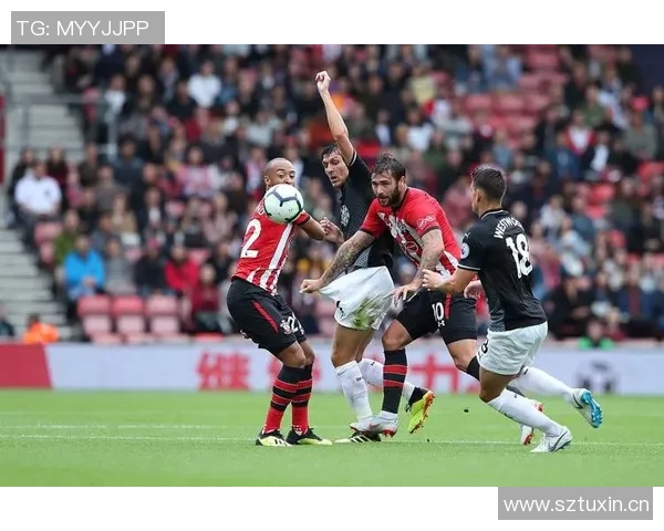 欧联背后的成长轨迹:从少年梦想到足球巨星的逆袭之路 欧联背后的成长轨迹:从少年梦想到足球巨星的逆袭之路