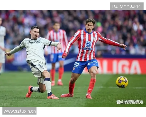 皇马对巴萨国家德比激战正酣豪门巅峰对决点燃绿茵激情 皇马对巴萨国家德比激战正酣豪门巅峰对决点燃绿茵激情