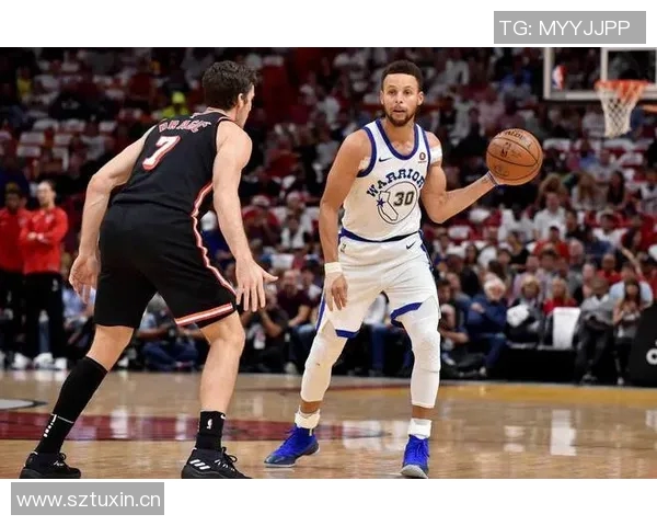 从选秀新星到金球潜力股数据全面对比解析球员成长路径 从选秀新星到金球潜力股数据全面对比解析球员成长路径